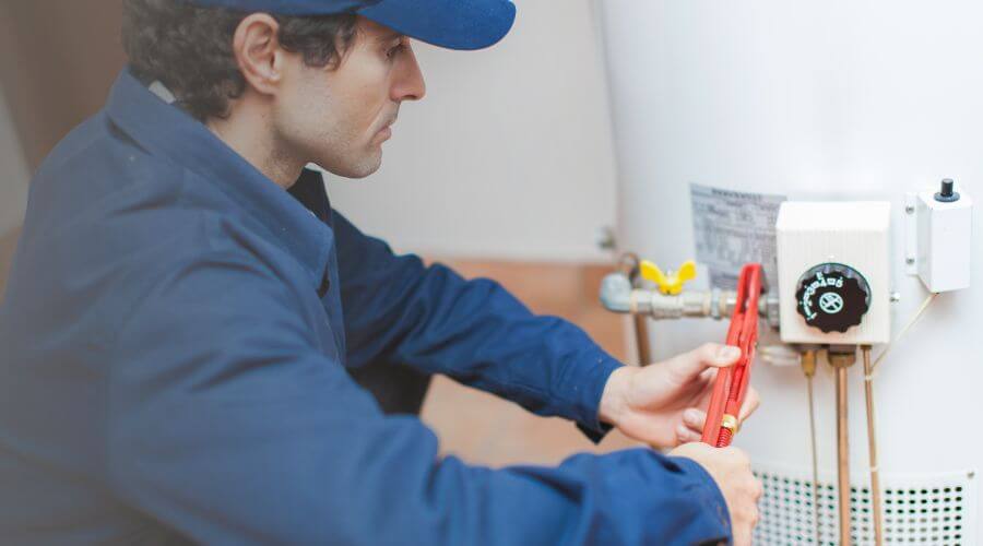 Professional Tankless Water Heater Installation in Curlew, IA